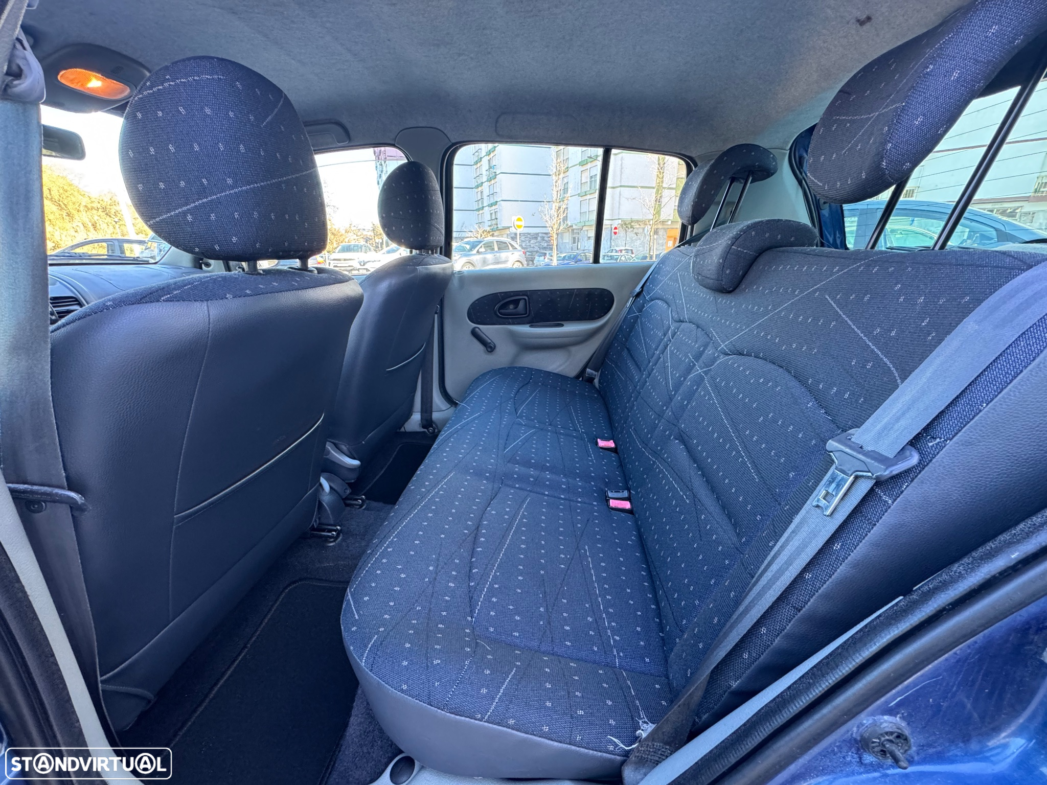 Renault Clio 1.2 Expression - 9