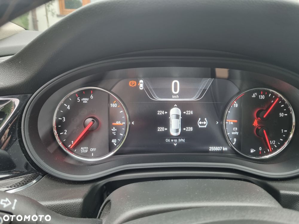 Opel Insignia 2.0 CDTI Cosmo S&S - 16