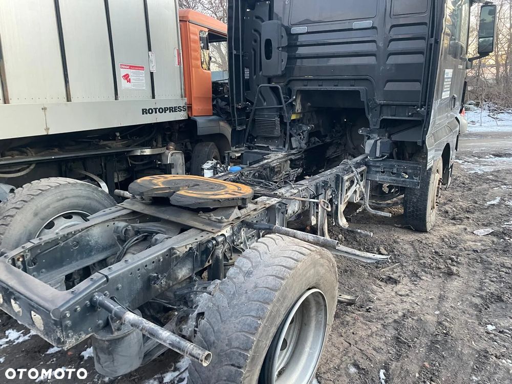 MAN TGX 18T 4X2 2014 ROK NA CZĘŚCI - 3