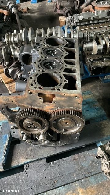 Deutz tcd 3.6l Manitou -  Claas Scorpion - Silnik [Słupek] - Blok | Wał | Głowica - [CZĘŚCI] - 2