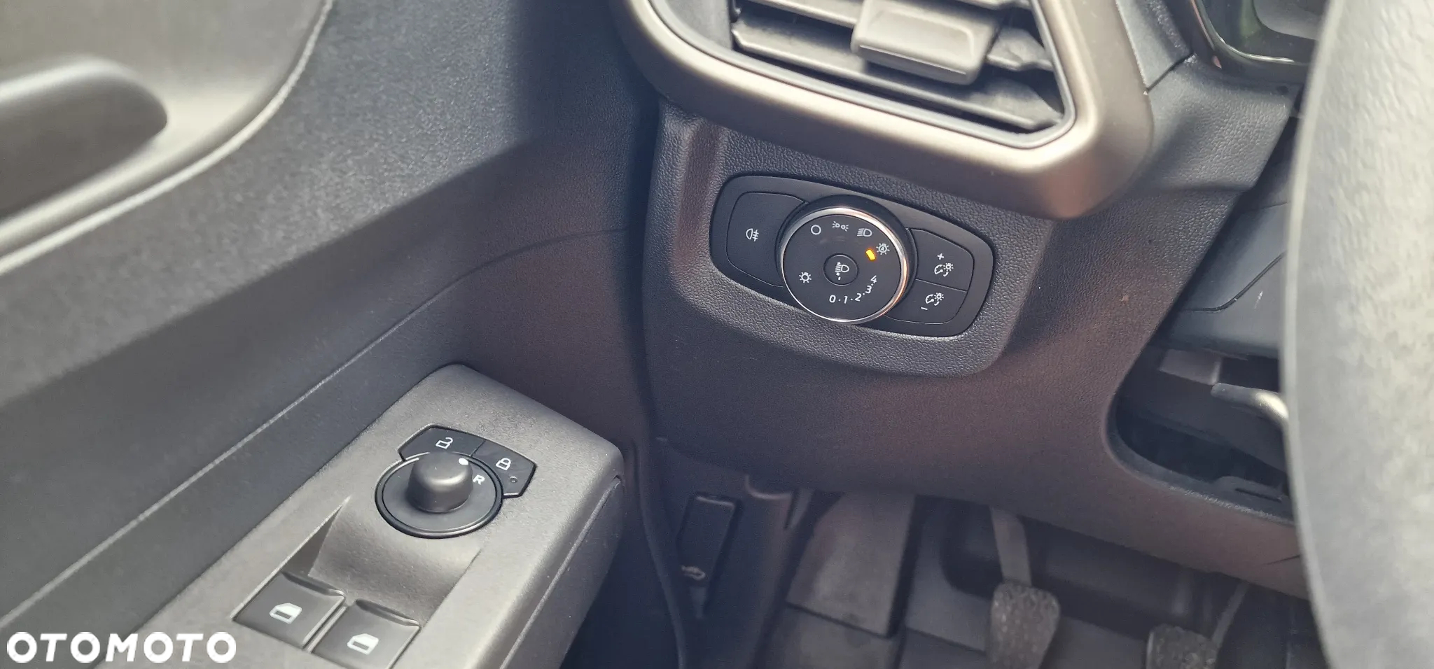 Ford Transit Courier 1,0 l EcoBoost Trend - 21