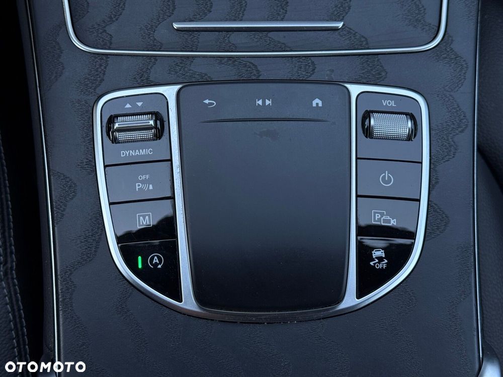 Mercedes-Benz GLC 200 d 4-Matic Business Edition - 21