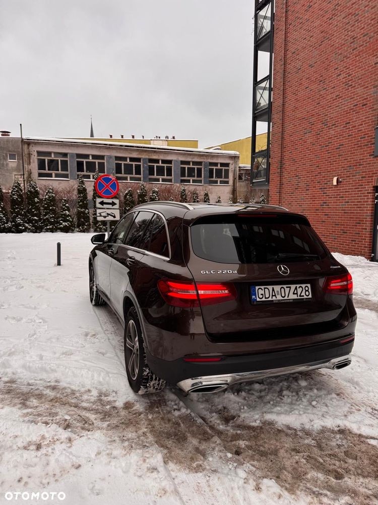Mercedes-Benz GLC - 4