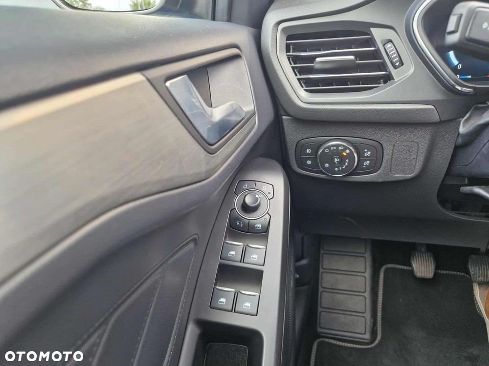 Ford Focus SW 1.0 EcoBoost mHEV Titanium X - 24