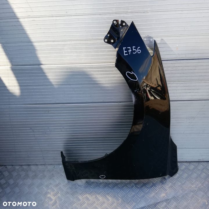 E756/F596/F564/B875/F750/H114/H564 LEWY BŁOTNIK MAZDA 3 III 2013 - 2016 - 1