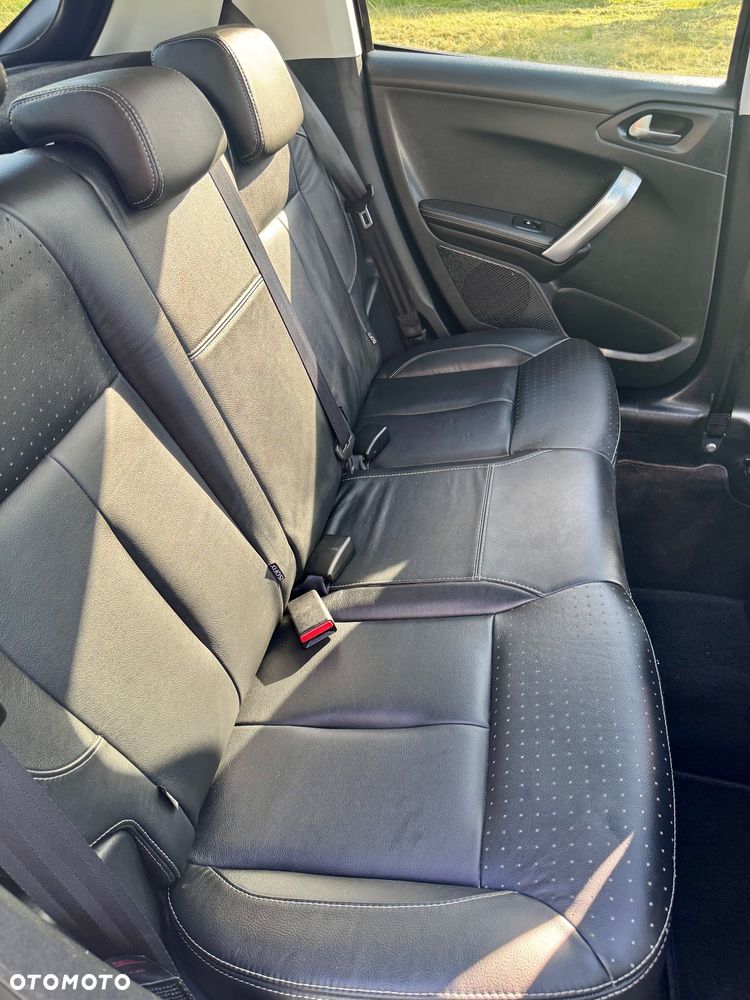 Peugeot 208 PureTech 110 Stop & Start EAT6 Allure - 11