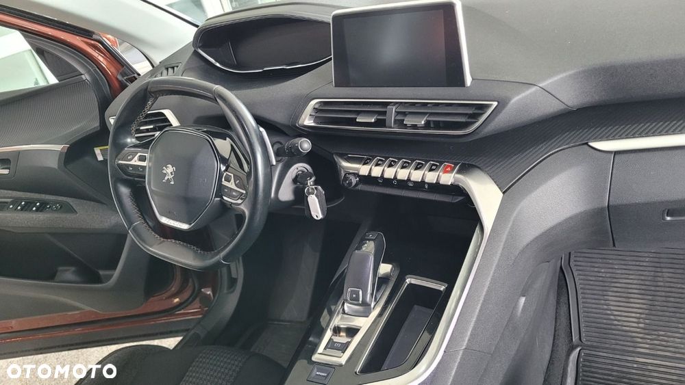 Peugeot 3008 - 19
