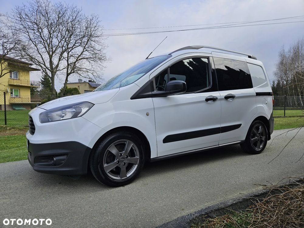 Ford Transit Courier - 5