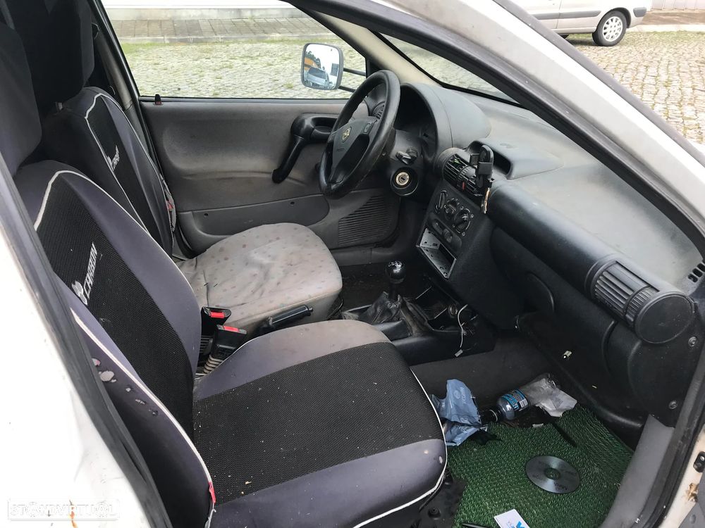 Opel Combo 1.7D Van 2000 - Para Peças - 8