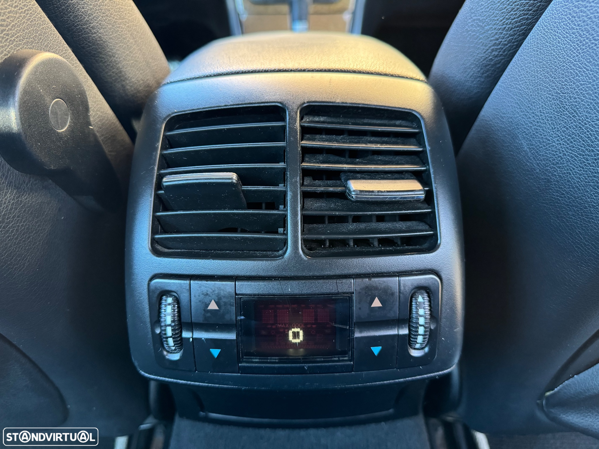 Mercedes-Benz E 320 CDi Avantgarde - 16