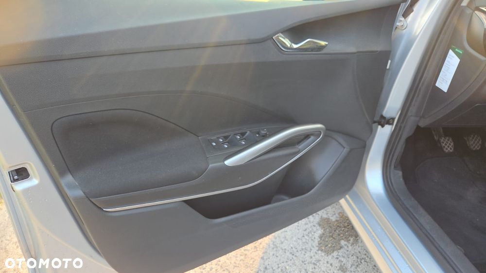 Skoda Fabia 1.0 TSI Style Color - 13