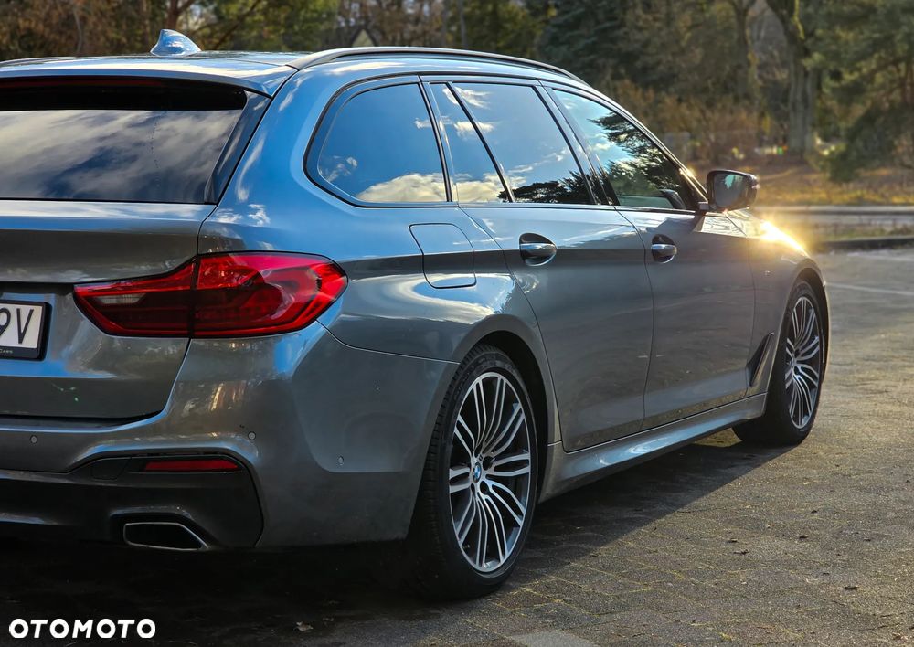 BMW Seria 5 530d xDrive M Sport sport - 9