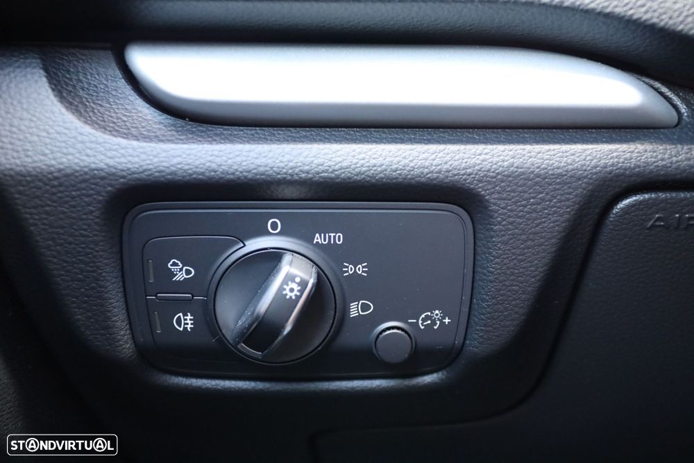 Audi A3 Sportback 1.6 TDI Design - 15