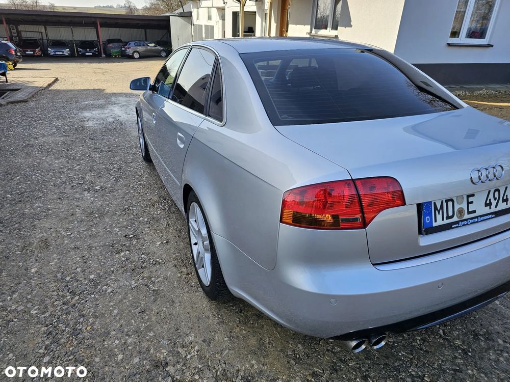 Audi A4 Limousine - 38