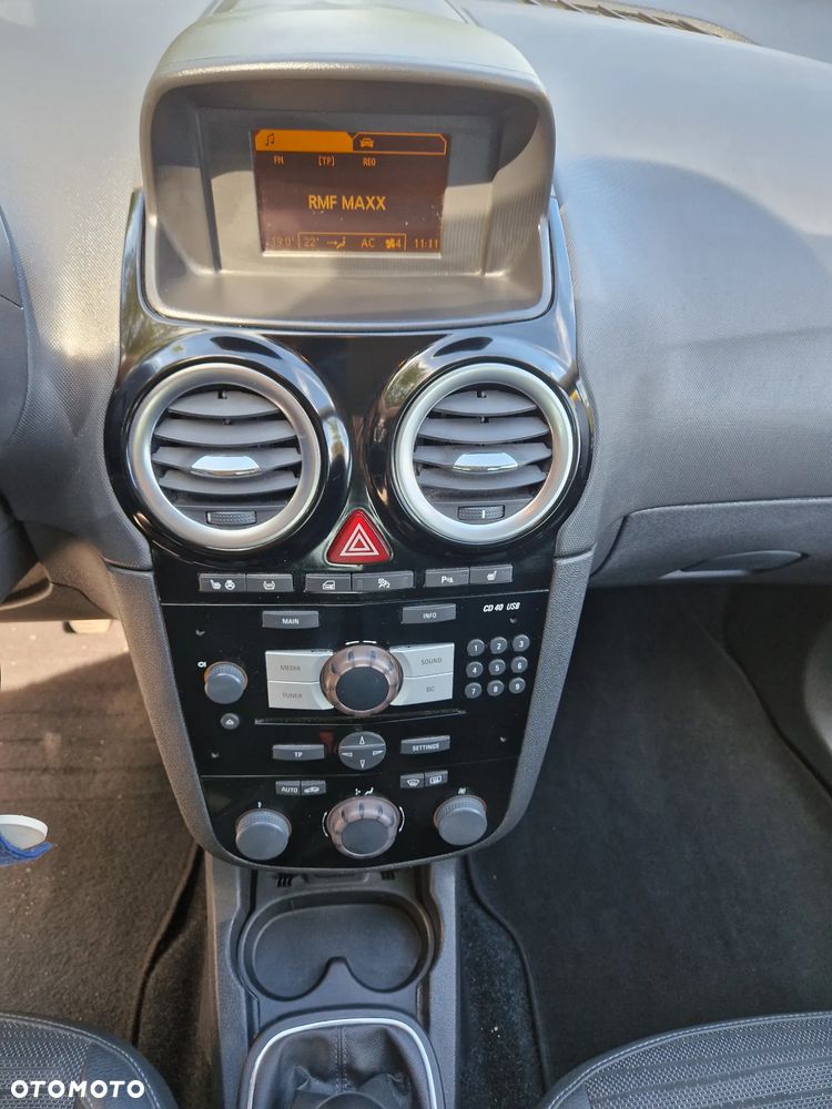 Opel Corsa - 19