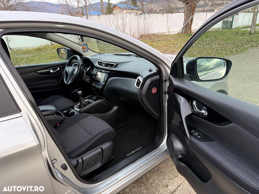 Nissan Qashqai 1.5 DCI TEKNA - 10