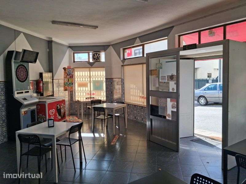 Arrenda se espaco comercial - Grande imagem: 2/4