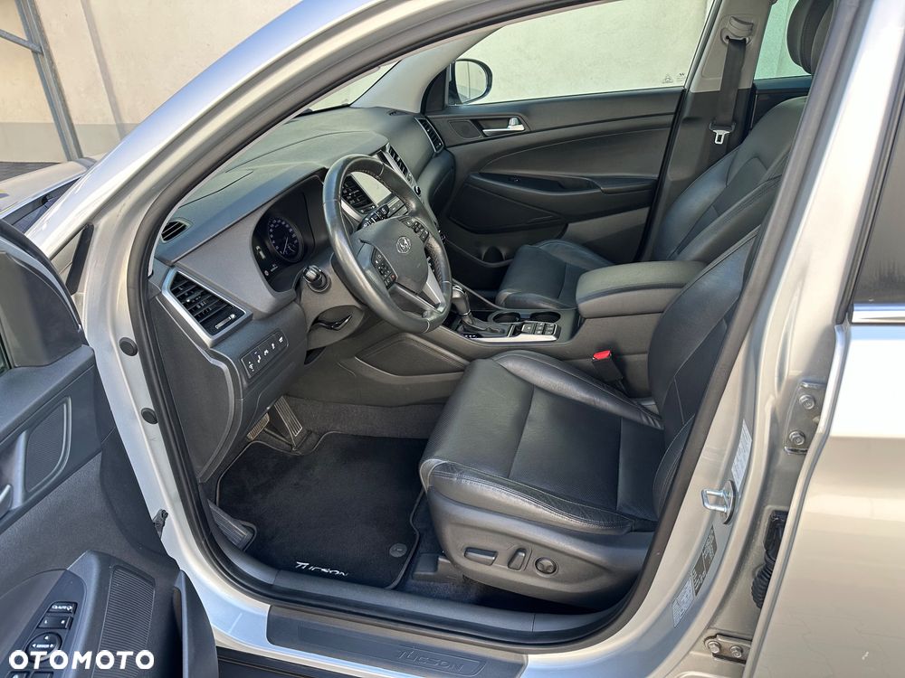 Hyundai Tucson 2.0 CRDI Premium 4WD - 18