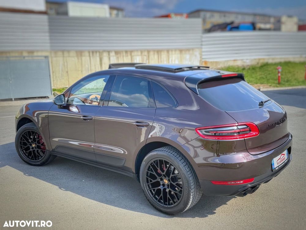 Porsche Macan - 8