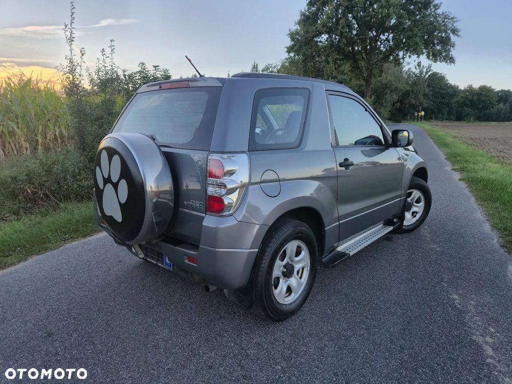 Suzuki Grand Vitara 1.6 Comfort - 30