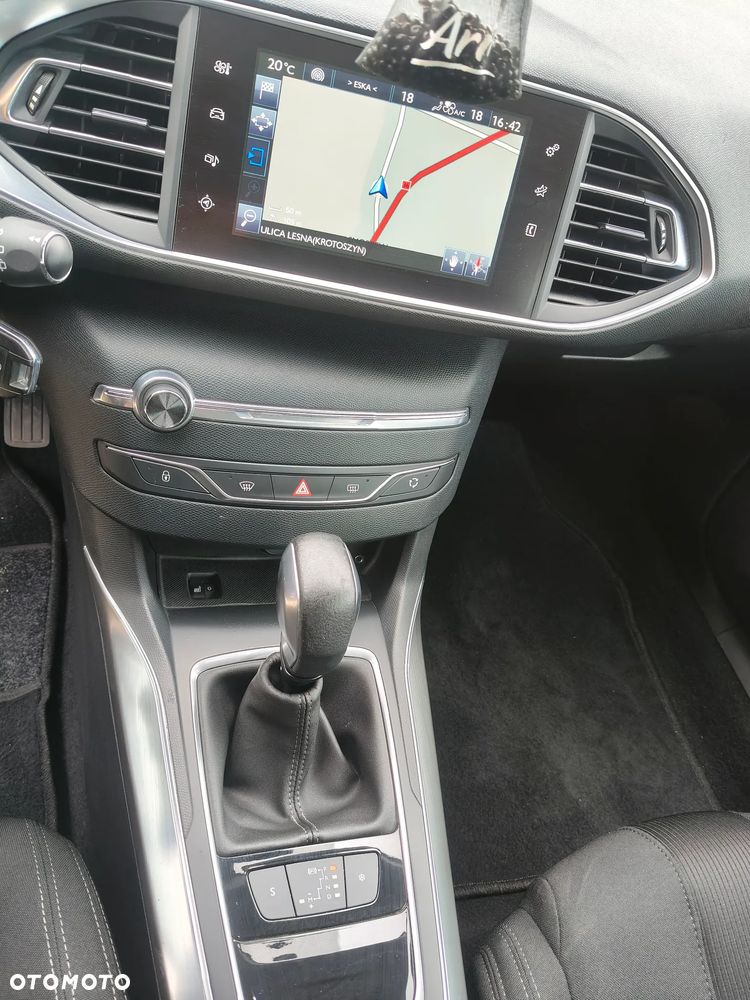 Peugeot 308 - 14