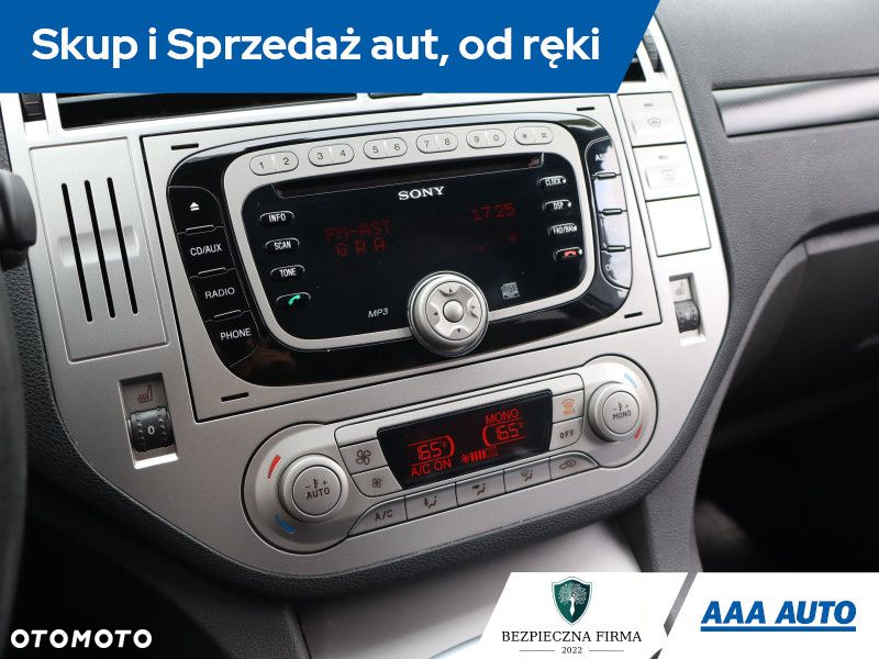 Ford Kuga - 14
