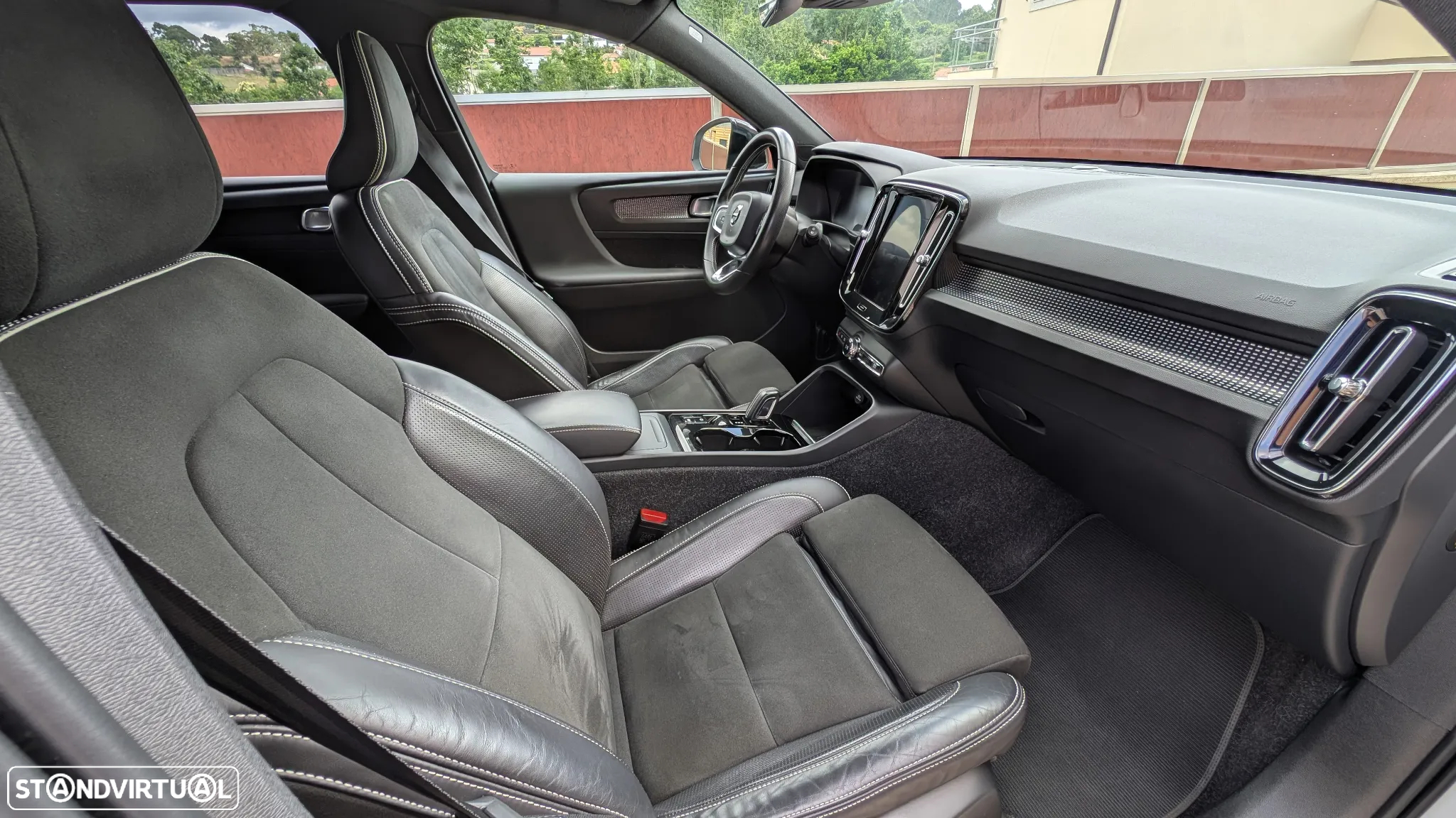 Volvo XC 40 2.0 D3 R-Design AWD Geartronic - 14