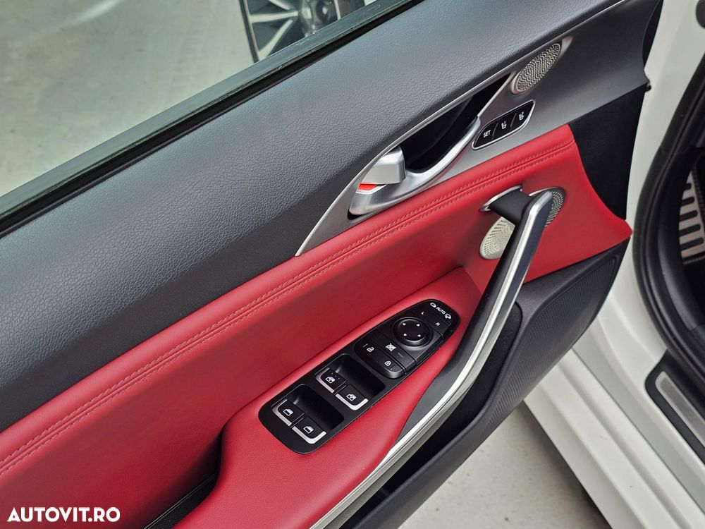 Kia Stinger 2.2 CRDI AWD GT Line - 26