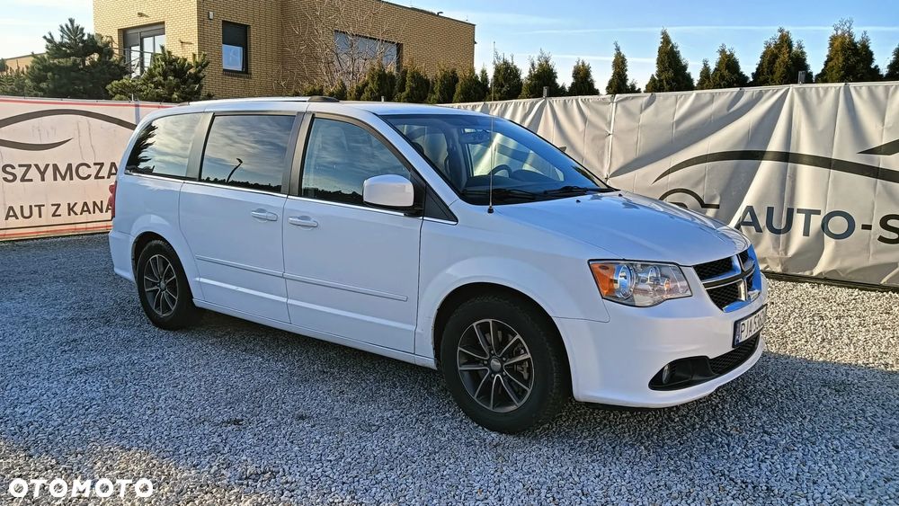 Dodge Caravan - 6