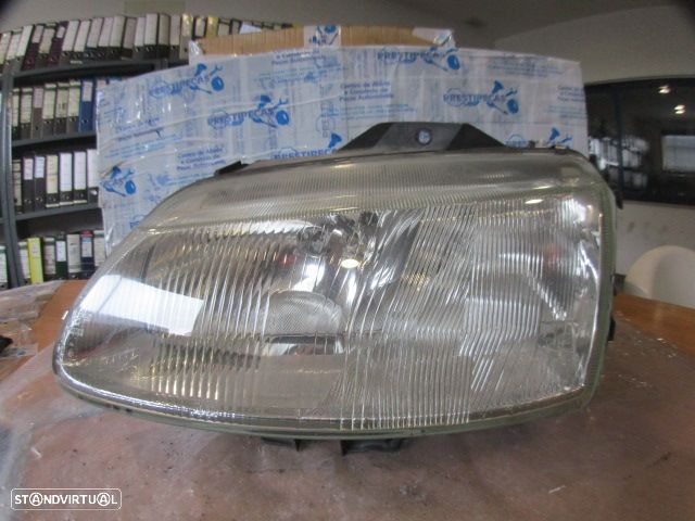 Farol 88202084 RENAULT ESPACE 3 1998 2.2TD 113CV 5P CINZA ESQ H1 + H1 VALEO - 1