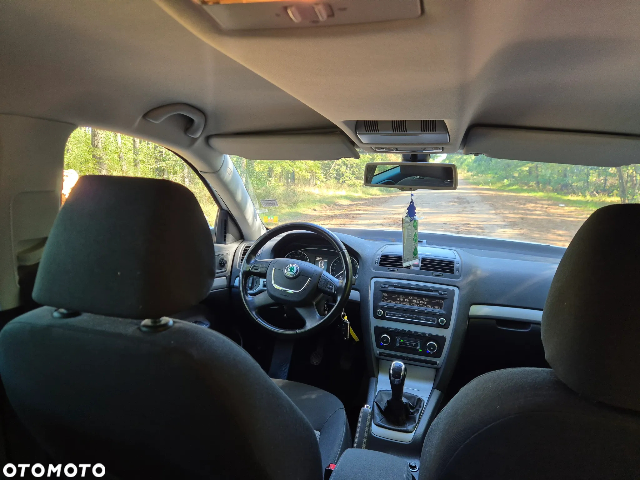 Skoda Octavia 2.0 TDI DPF 4x4 Ambiente - 17
