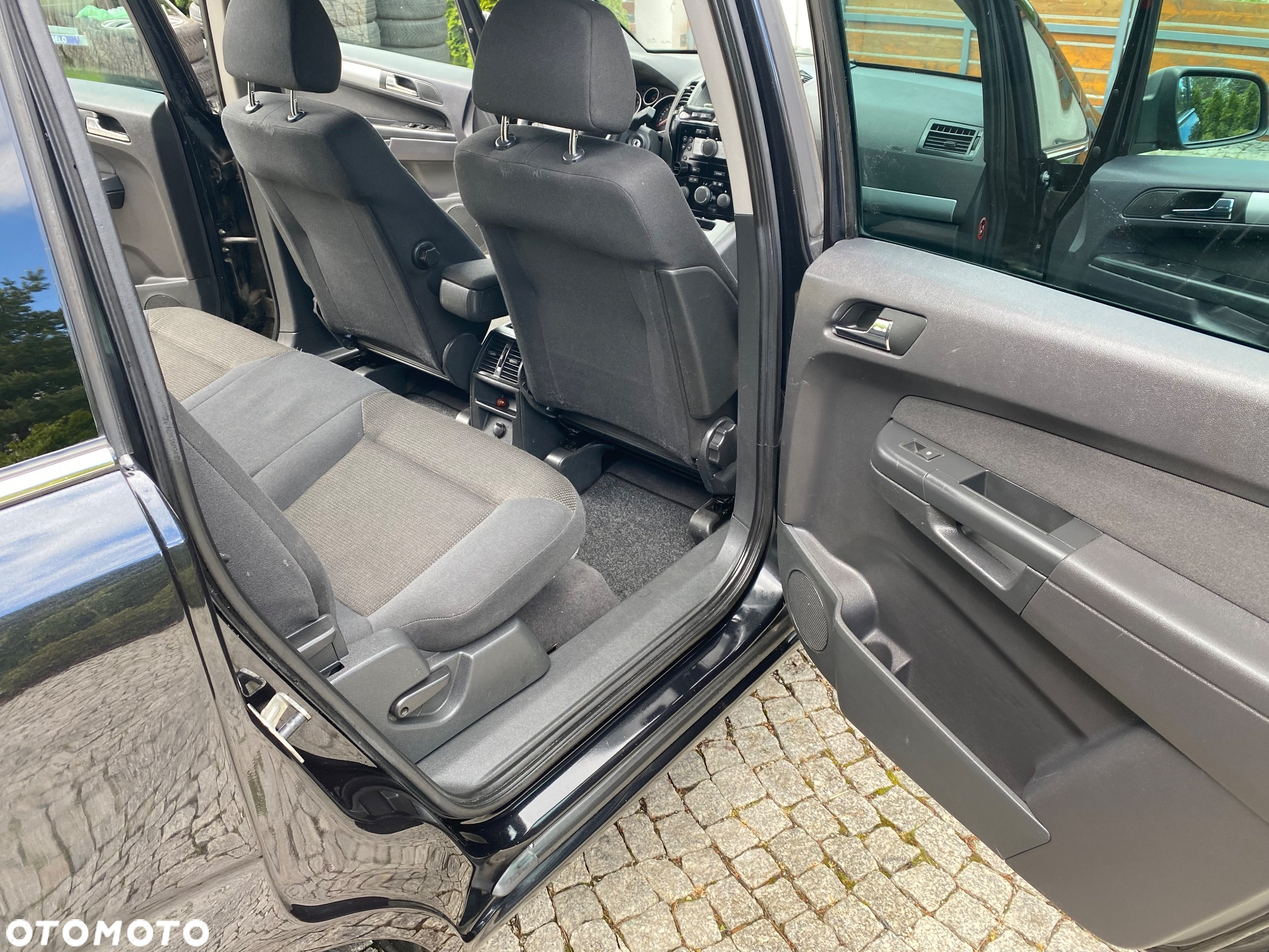 Opel Zafira - 24