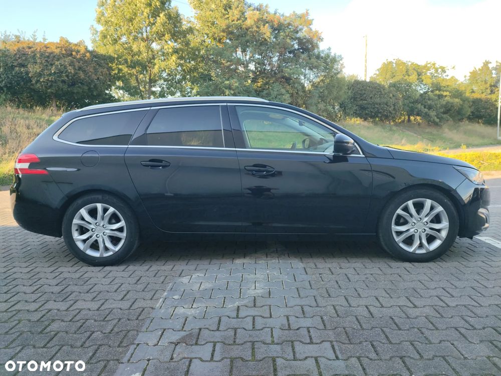 Peugeot 308 1.6 BlueHDi Allure S&S EAT6 - 4