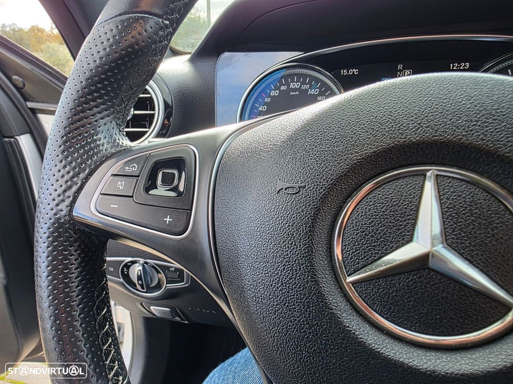 Mercedes-Benz E 220 d Avantgarde - 22