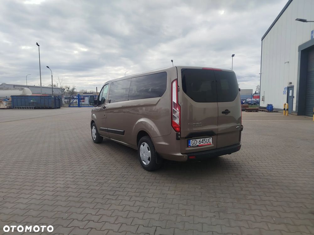 Ford Transit Custom 9 osobowy - 4
