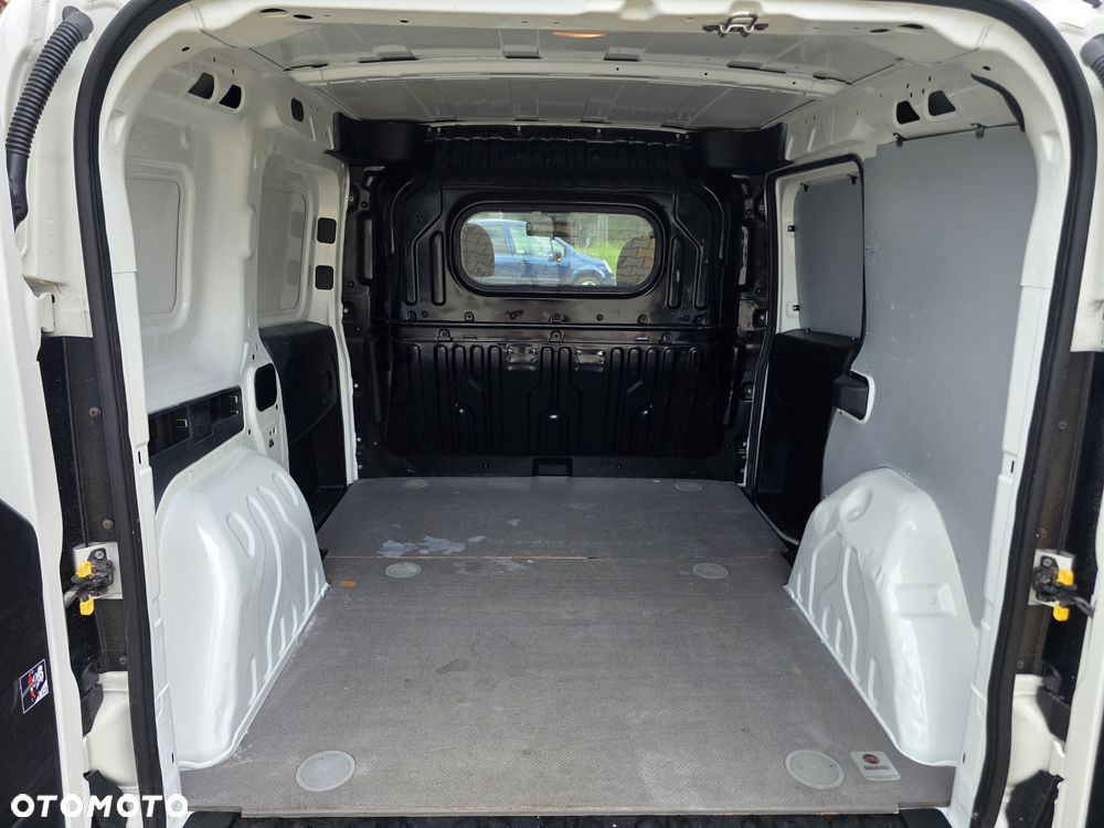 Opel Combo - 9
