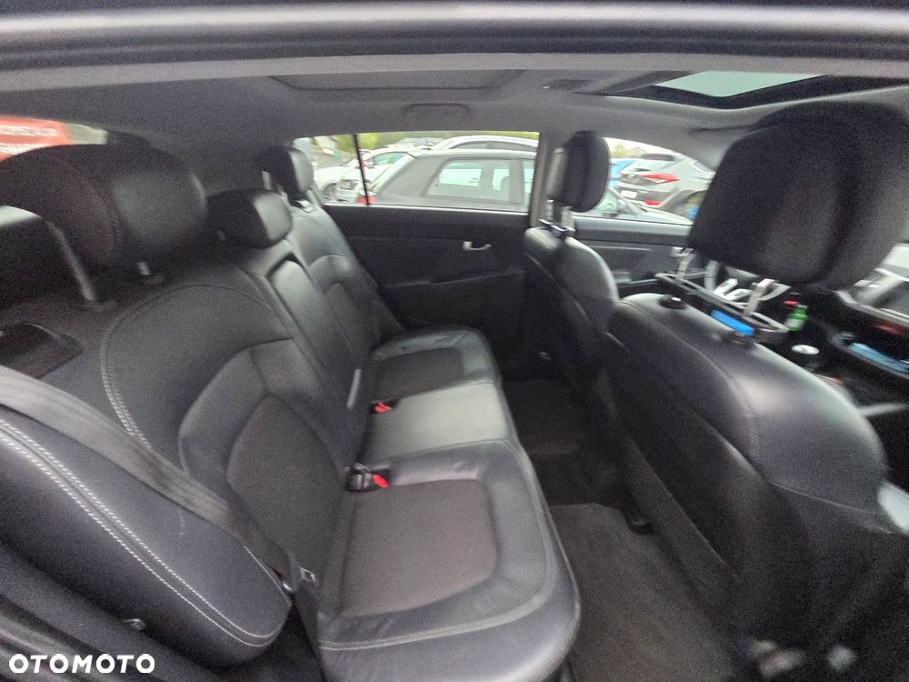 Kia Sportage 2.0 XL 2WD - 24