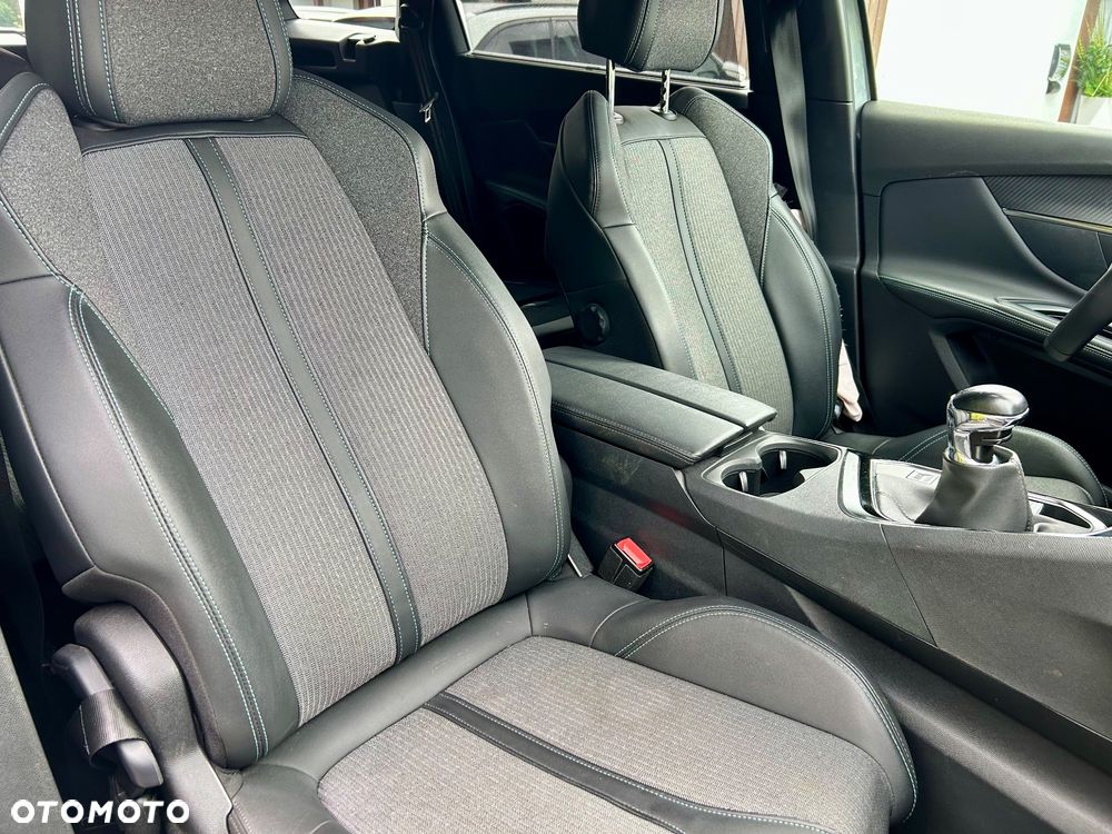 Peugeot 5008 PureTech 130 Stop & Start Allure Pack - 11