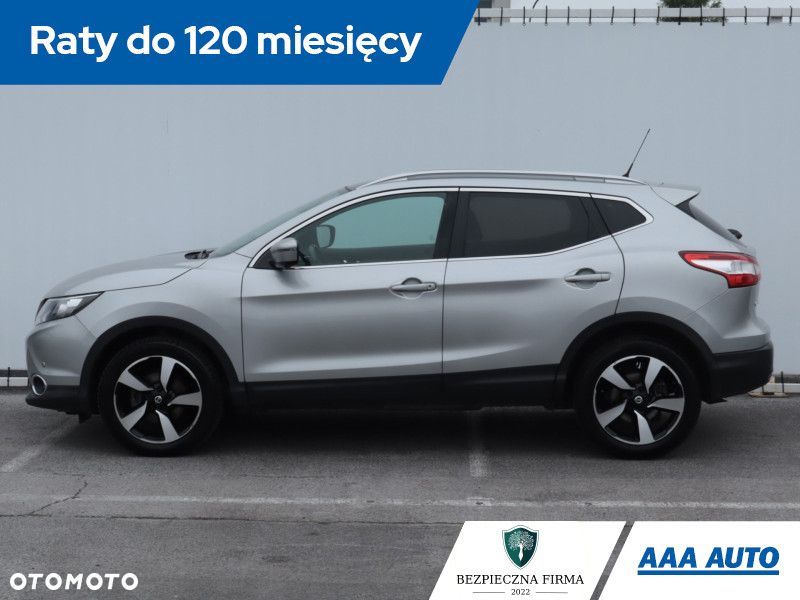 Nissan Qashqai - 4
