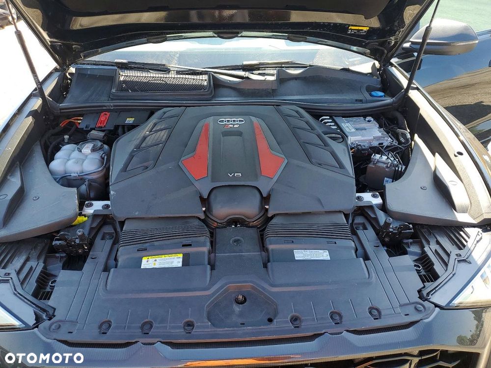 Audi RS Q8 TFSI quattro tiptronic - 11
