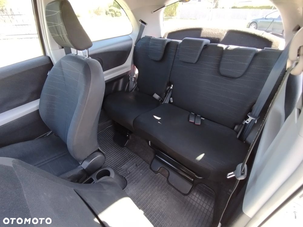 Toyota Yaris 1.4 D-4D Sol - 5