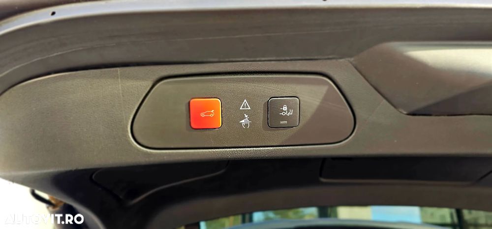 Opel Grandland X 1.2 Turbo START/STOP Aut. Innovation - 13