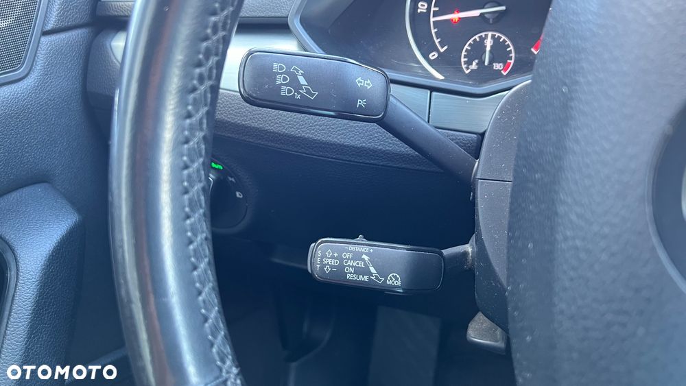 Skoda Superb 2.0 TDI Ambition DSG - 19