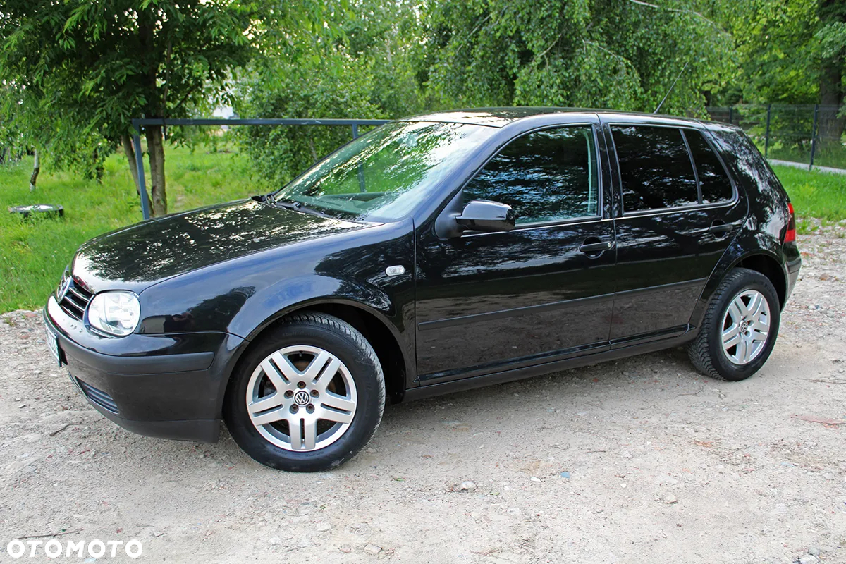 Volkswagen Golf - 29