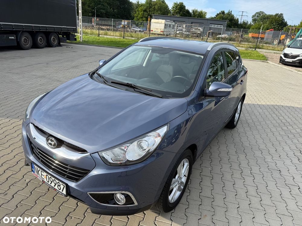 Hyundai ix35 blue 1.6 2WD Finale Gold - 4
