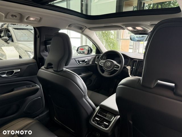 Volvo V60 B4 B Ultra Dark - 11