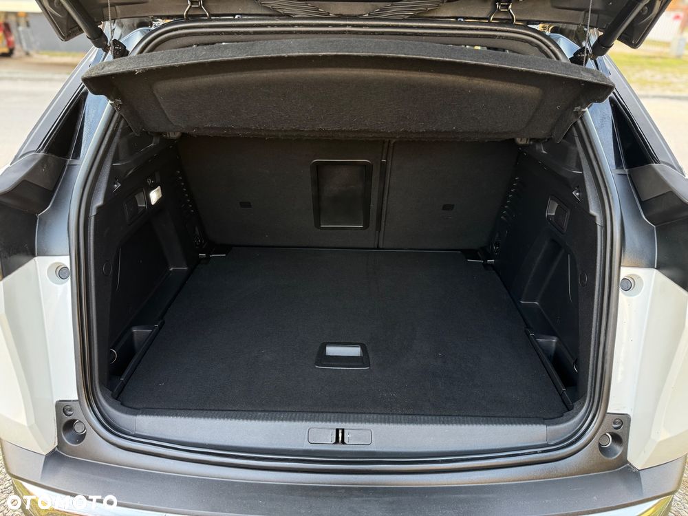 Peugeot 3008 BlueHDi 180 Stop & Start EAT6 GT - 32