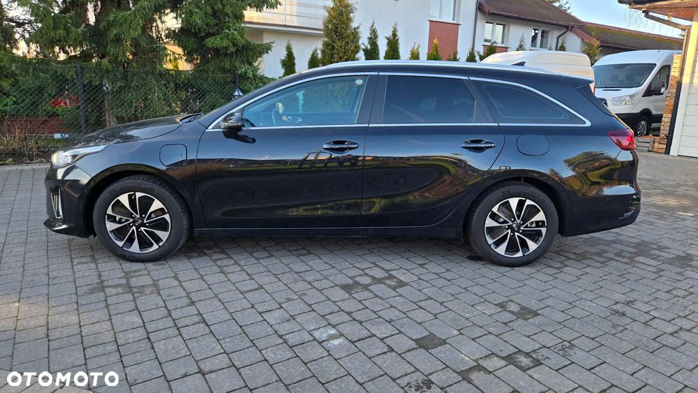 Kia Ceed 1.6 GDI PHEV XL DCT - 6