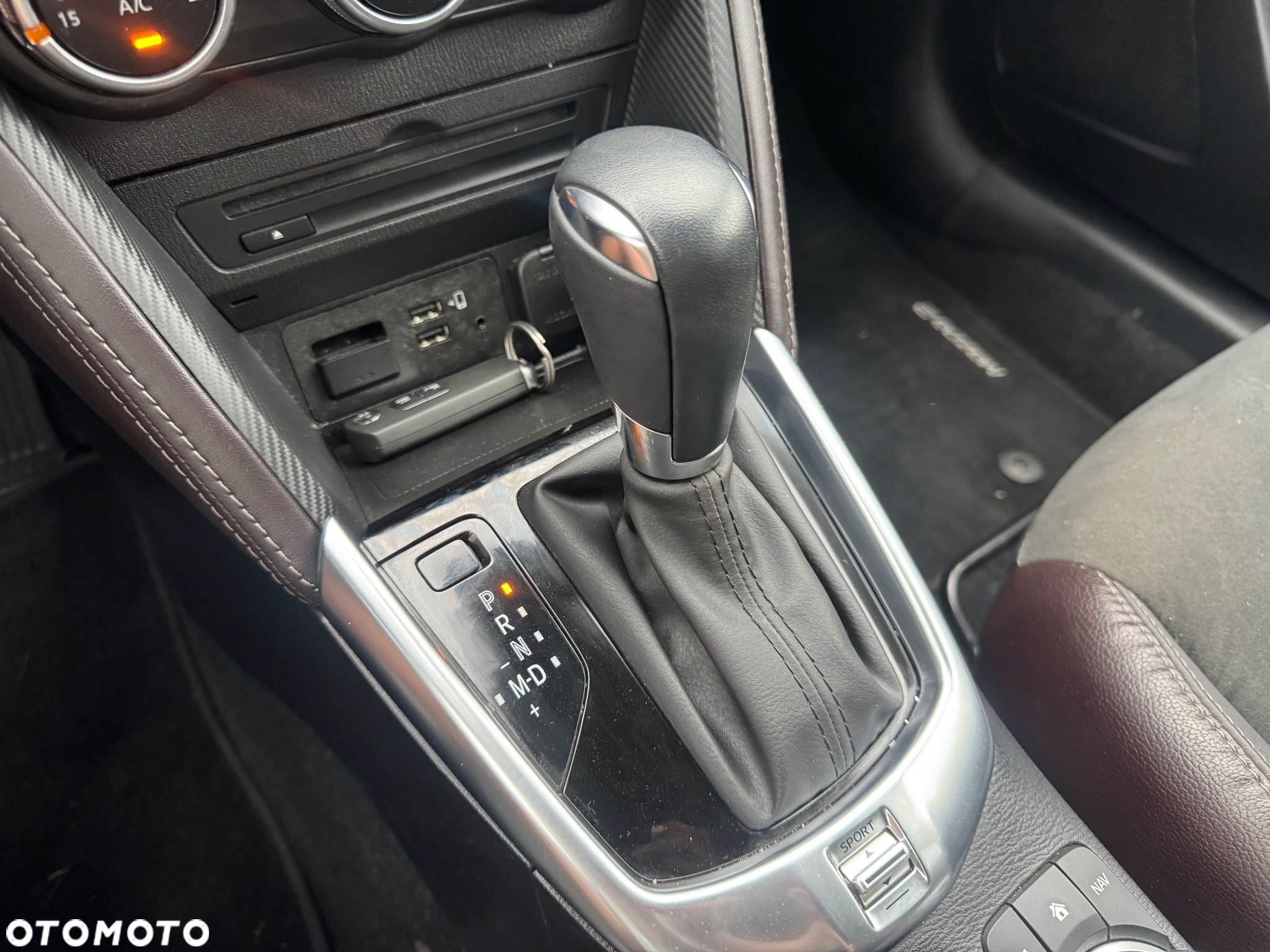 Mazda 2 SKYACTIV-G 90 Homura - 16