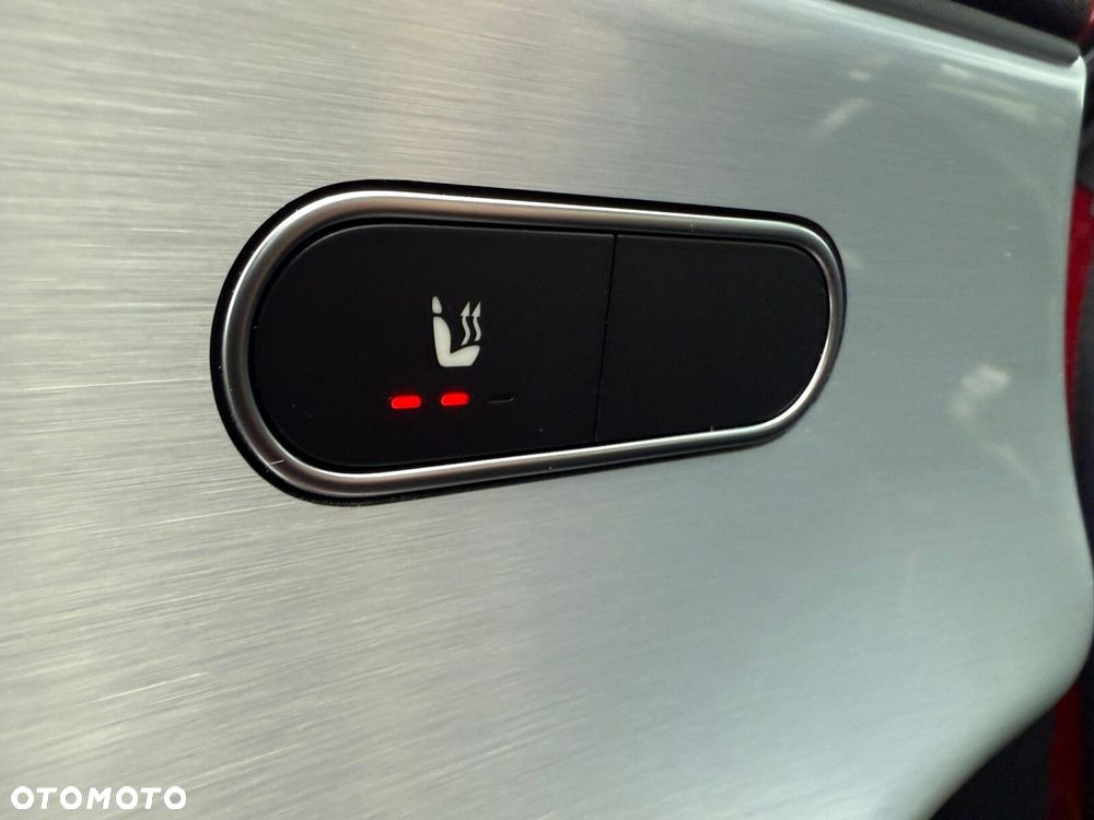 Mercedes-Benz CLA 200 4-Matic AMG Line 8G-DCT - 18